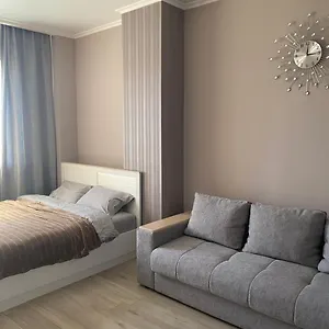 https://de-luxe-nur-sultan-astana.hotels-in-astana.com